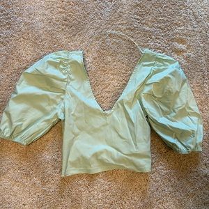 Top with bubble sleeves